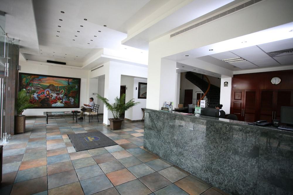 Hotel Poza Rica Centro Екстериор снимка